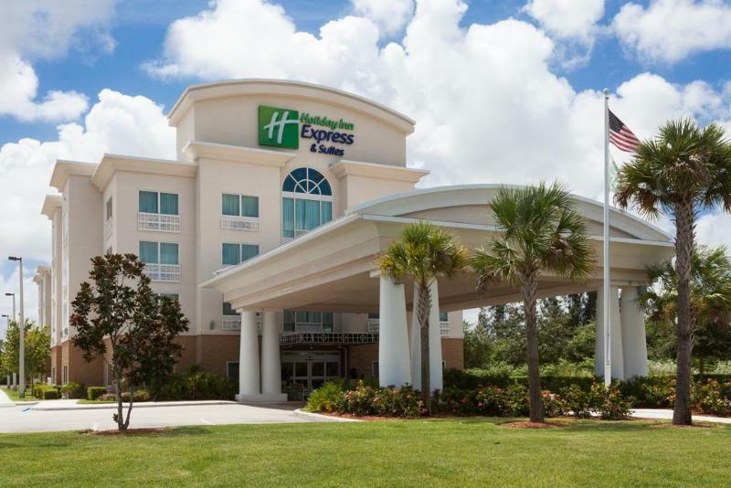 Holiday Inn Express Hotel & Suites Fort Pierce West 외부 사진