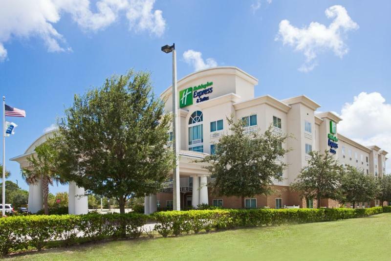 Holiday Inn Express Hotel & Suites Fort Pierce West 외부 사진